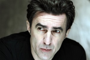 Вячеслав Бутусов переделал старые хиты в танго и блюз