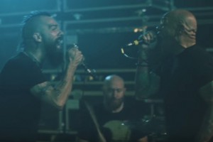 Бывший и нынешний вокалисты KILLSWITCH ENGAGE спели дуэтом в новом видеоклипе!