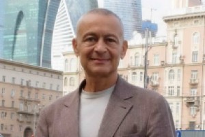 Диджей Грув и Ирина Хакамада посетят презентацию энциклопедии «Made in Dance 1991/1999: Хроники электронной клубной сцены России»