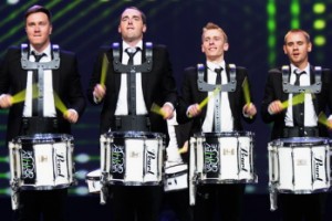 Vasiliev Groove сыграет на светящихся барабанах с водой