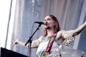 УЖЕ В СЕТИ !!!! Видеоклип THE DARKNESS 'Heart Explodes' !!!!!!!