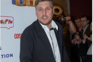 Александр Незлобин соберет молодых стендап-комиков в «Stand Up Underground»