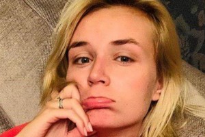 Полина Гагарина оказалась под капельницей