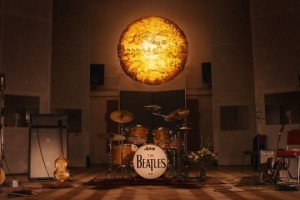 *Вышел клип на песню Джорджа Харрисона "Here Comes The Sun" к 50-летию альбома Abbey Road...!!!!!!!!!!!!!!!!!!!!