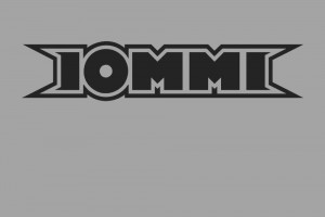 17 октября 2000 года вышел дебютный студийный альбом "Iommi" британского гитариста и автора песен Тони Айомми.