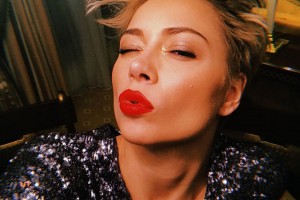Настасья Самбурская опубликовала фото в новом образе Далее: https://uznayvse.ru/zvezdyi/96796.html