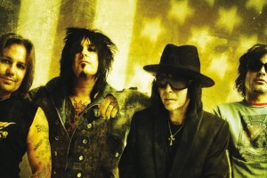 Запущена онлайн-петиция в поддержку реюниона MÖTLEY CRÜE!!!!!!!!!!