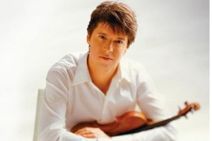 Джошуа Белл сыграет в Москве Моцарта и Мендельсона на скрипке Страдивари