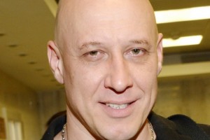 Денис Майданов сыграет «Рок-н-ролл о любви!» накануне дня рождения