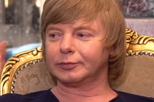 «Светская хроника» расскажет об отношениях Алексея Панина с дочерью и разводе Андрея Григорьева-Апполонова