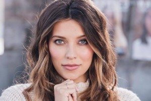 Регина Тодоренко покорила необычным исполнением красивого романса