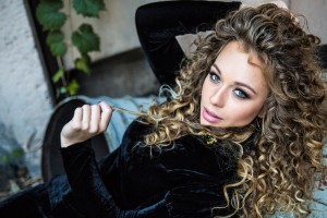 "Навсегда твоя". Soyana выпустила клип.