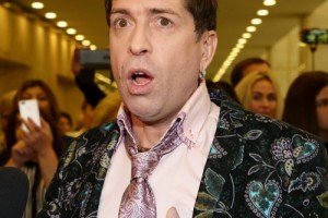 «Ногу свело!» встречают год «Пушистого гнома» с чудесами (Видео)!!!!!!!!!!!!!