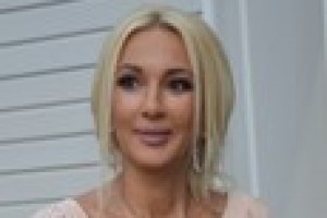Лера Кудрявцева пришла на ледовое шоу после тяжелой операции