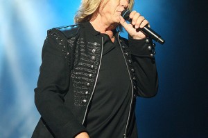 DEF LEPPARD готовят бокс-сет с ранним материалом и серию видео-переизданий!!!!!!!!!!!!