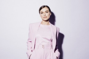 Елена Темникова представила первый хит 2020 года
