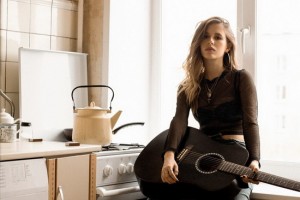 Рецензия: Эльвира Т - «На кухне»