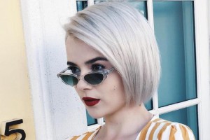 Куда пропала Мика Ньютон?