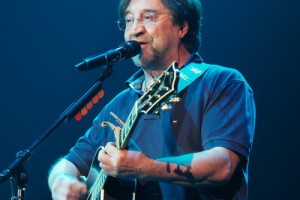 Группа «ДДТ» посвятила новый клип Конституции РФ