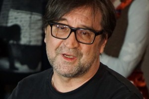 Юрий Шевчук вспомнил переезд в Петербург и лихие 90-е в интервью для фильма «Русский рок»