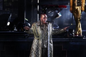 Тест солиста Rammstein на коронавирус оказался отрицательным