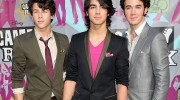 Listen to radio Jonas Brothers Love Russia