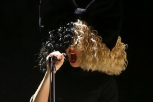 Сиа записала благотворительный сингл 