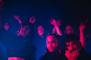 Kadebostany сменили состав и сняли фильм о работе над новым альбомом 