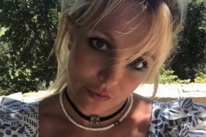 «Baby One More Time» Бритни Спирс стал лучшим дебютным синглом в истории