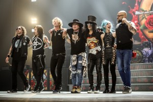 Guns N’ Roses запустили видео-серию Not In This Lifetime Selects.