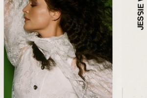 Фанаты Джесси Уэйр станцевали в ее новом клипе