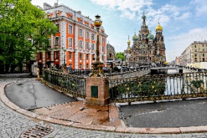 И лето вдруг от радости запело Идущий По Лезвию