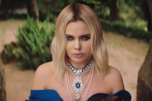 Певица To-ma учит танцевать даже во сне