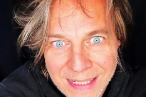 Илья Лагутенко поздравил Владивосток с юбилеем