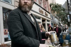 Сет Роген играет прадеда и правнука в трейлере «Американского огурчика» 