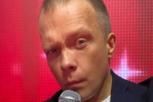 Александр Гудков и Сергей Бурунов снялись в клипе диджея Грува