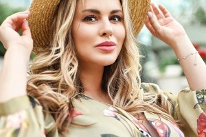 Анна Семенович ответила на критику пользователей Сети