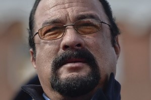 Стивен Сигал собирается развивать бизнес и защищать Байкал в Бурятии