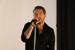 Авет Саркис снял клип на шесть песен сразу.