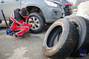 МВД России предлагает запретить автомобилистам ездить на летней резине с декабря по февраль. 