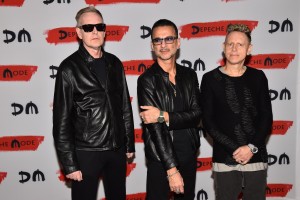 Фотоальбом Антона Корбайна о Depeche Mode с автографами вышел в свет