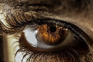 30 октября Международный день карих глаз