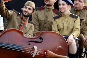 Владимир Пресняков-старший и Любовь Казарновская будут судить конкурс «Песни Победы»