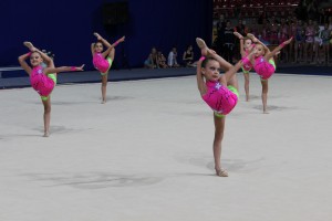 В Астрахани в 46 раз проходят всероссийские соревнования по художественной гимнастики «Каспийские зори».