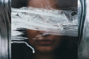 Песни, которые заставят заплакать, собрали в плейлист