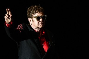 Элтон Джон рассказал, что создал совместный проект с Metallica