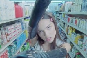 Оливия Родриго показала свою темную сторону в клипе «Good 4 U»