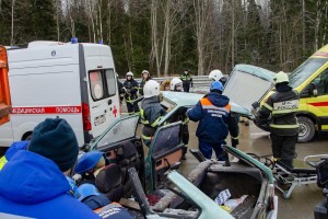 В России впервые разрабатывают стандарт по так называемым картам спасения для всех автомобилей