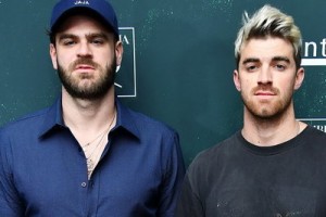 Двойники Chainsmokers не смогли их заменить