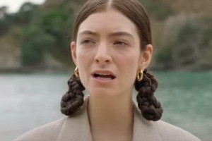 Лорд выпустила еще один клип из «Solar Power»